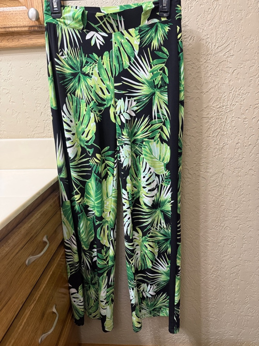 Tropical Leaf Print Wide Leg Pants - Black & Green